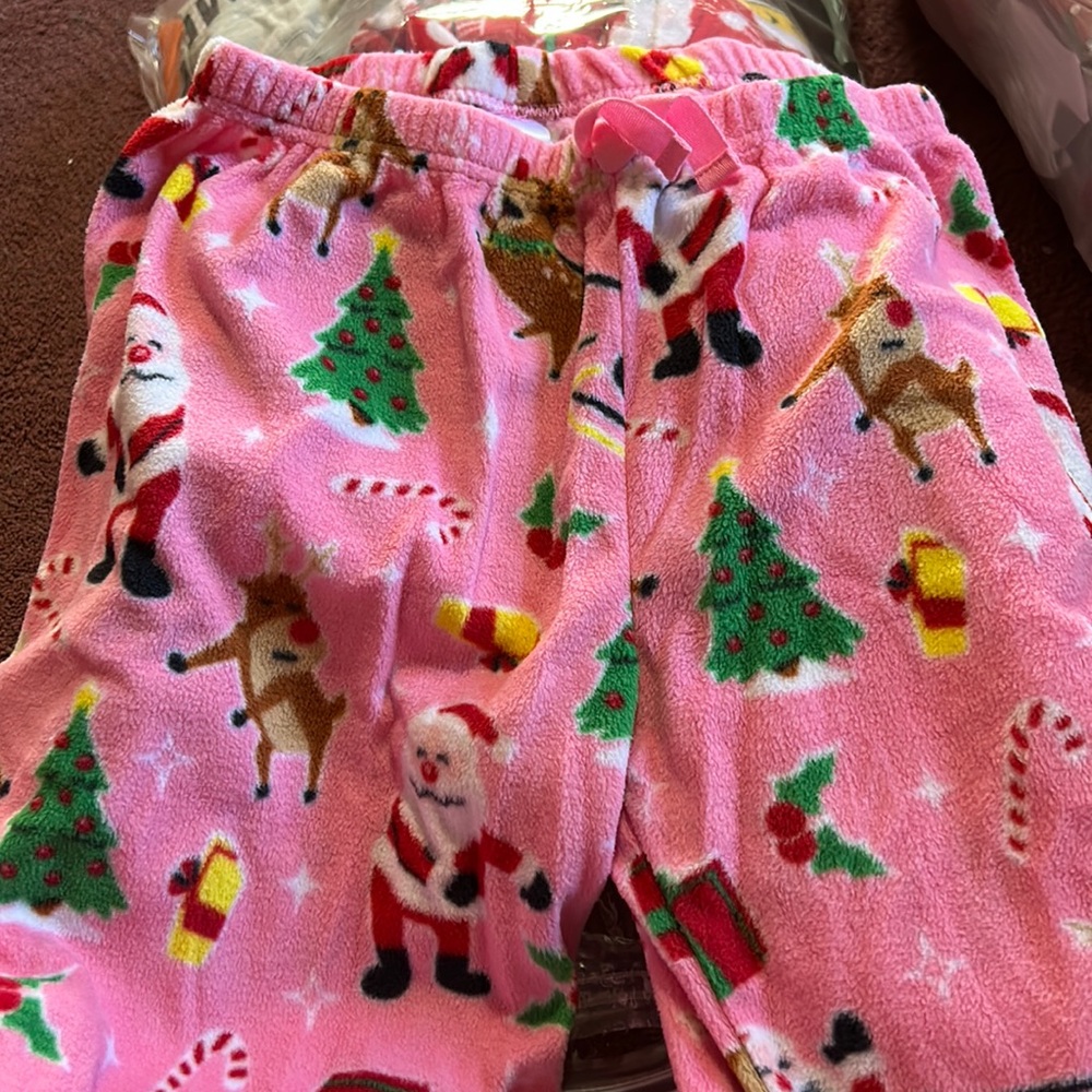 Girls 2 piece Christmas pj set